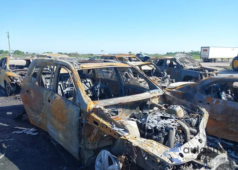 2013 Mercedes-Benz Gl 450 4Matic z USA, uszkodzony, nr VIN 4JGDF7CE9DA189405